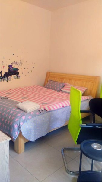 25xiaoshikezhanGuest Room