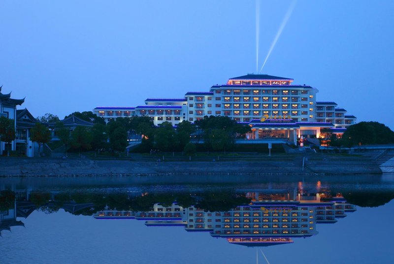 Tianmuhu Hotel Over view