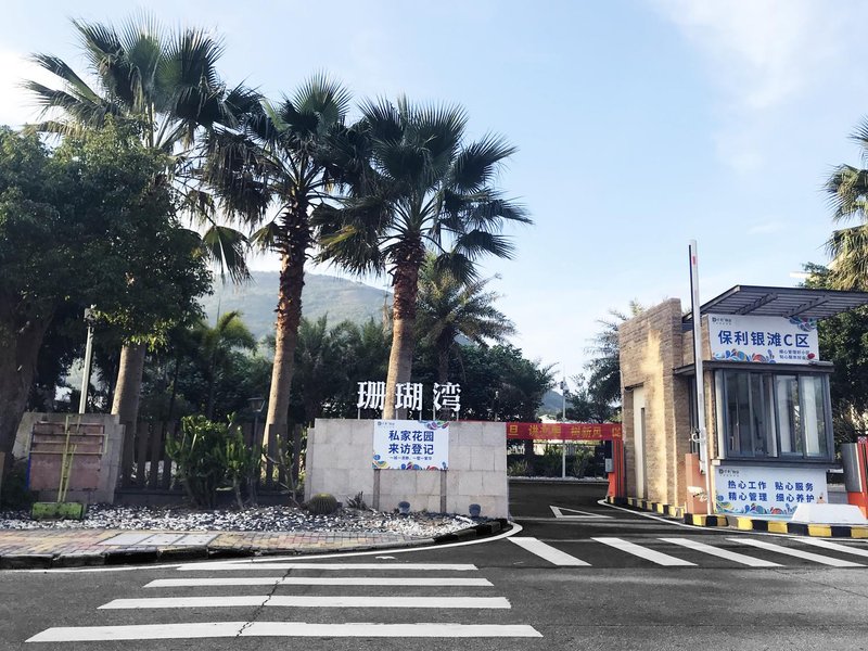 Coral Bay Holiday VillaOver view