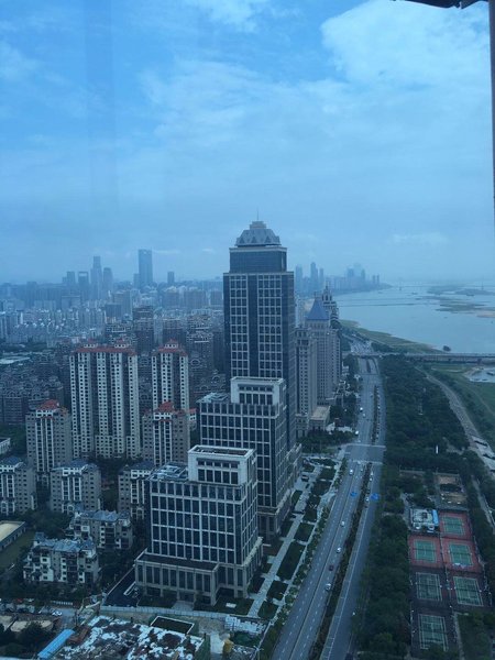 Parallel World River view Hotel (Star of Nanchang Ferris Wheel)Over view