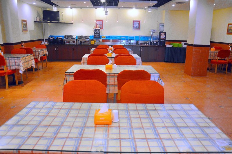 Home Inn Ermalu Yantai Restaurant