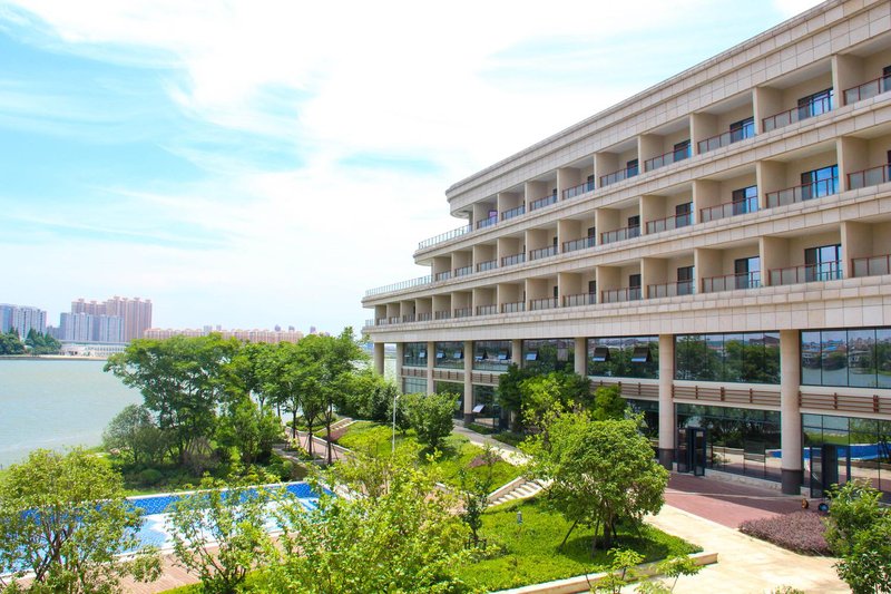 Liantou Peninsula Hotel & Resort Over view