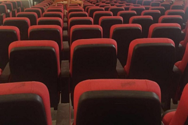 Xue Shan Hotelmeeting room