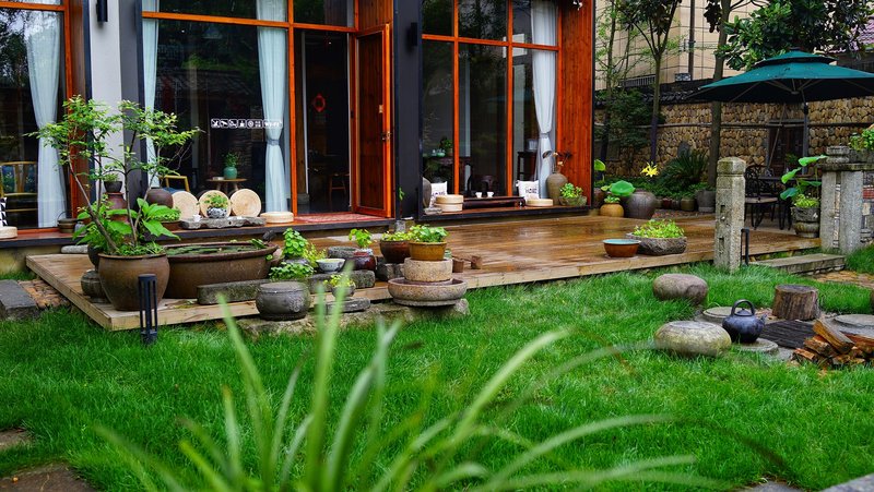 A Homestay in the Mountains Over view