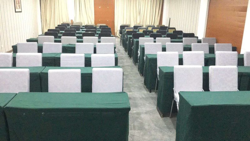 Beidouxing Fashion Business Hotel(Zhengzhou Wenhua Road Technology Market)meeting room