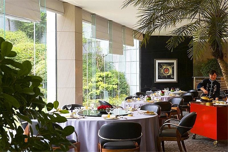 DoubleTree by Hilton Shanghai - PudongRestaurant