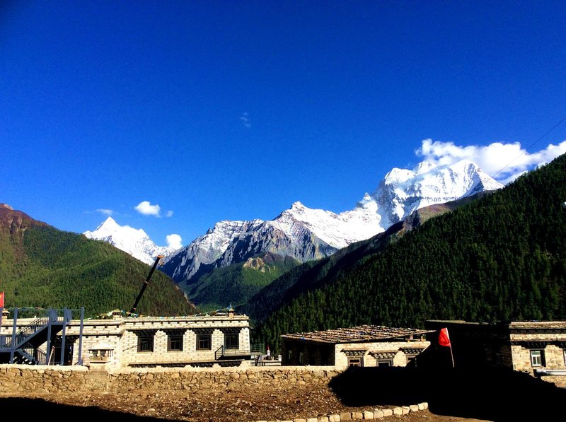 Luoke Culture Theme Hotel Over view