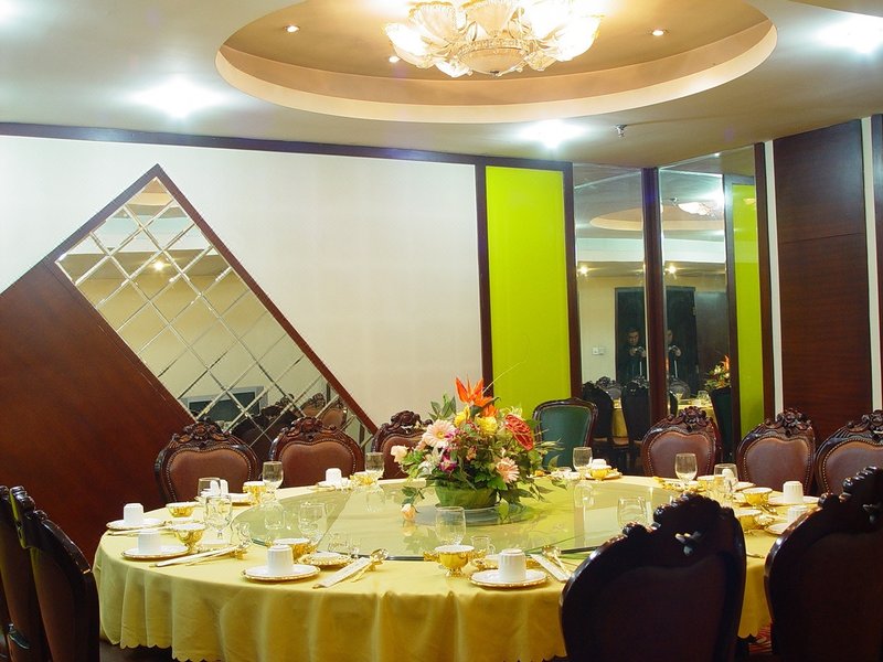 Traffic Business Hotel Restaurant