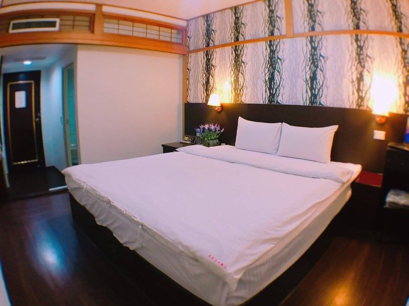 W L Fun House Hotel (Hsinchu) Guest Room