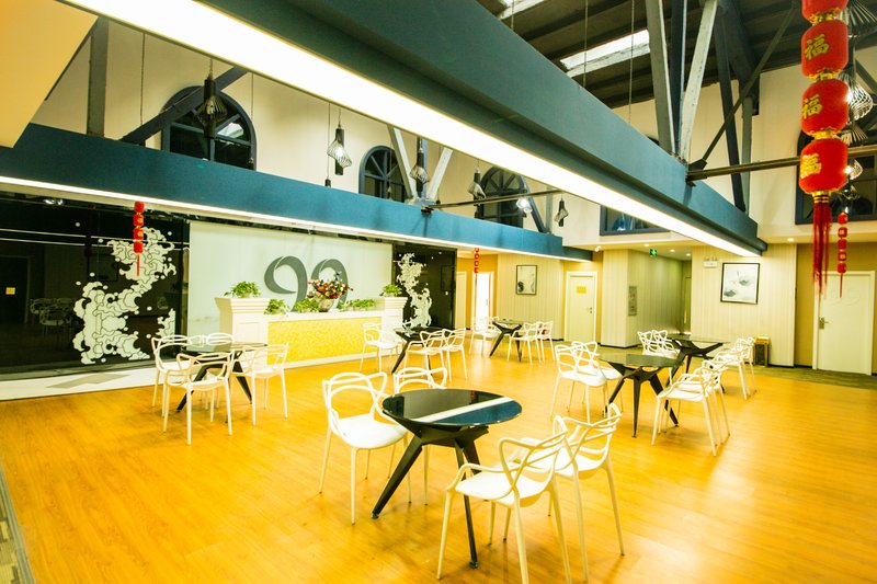 99 Express Business Hotel Restaurant