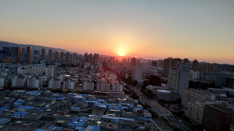 Lanzhou city xinjia movie bar apartment 周边景点