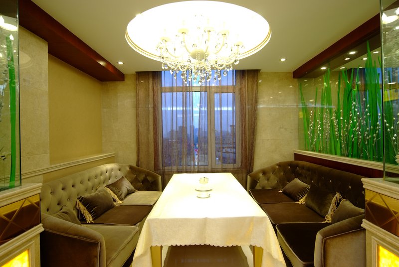 Changchun Universal Hotel (Chongqing Road Huocheng) Restaurant