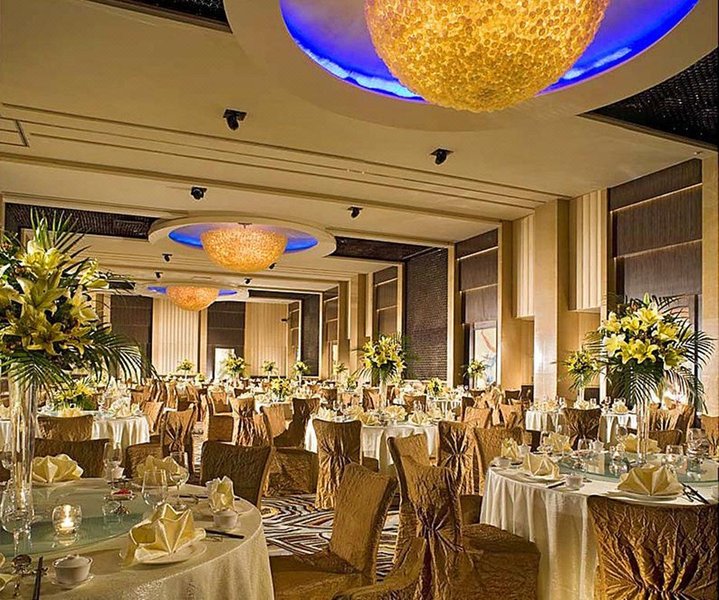 Sheraton Grand Shanghai Pudong Hotel Restaurant