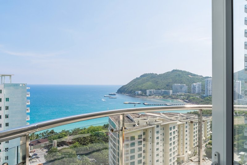 Dadonghai Boutique Seaview Holiday Apartment Over view