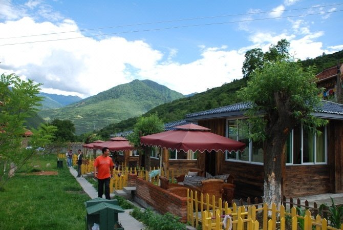 Qinkeli Mountain Vlla Restaurant