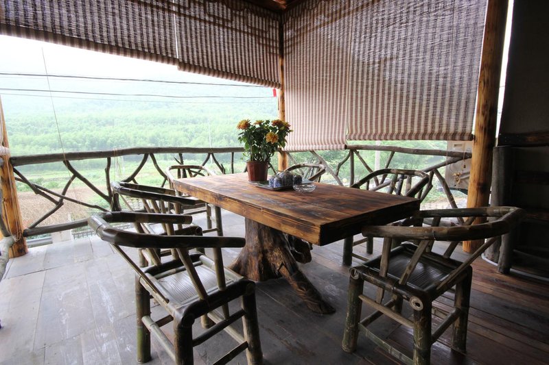 Mogan Mountain legend leaves home 7Restaurant