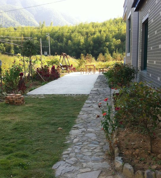 sin tan hillHotel public area