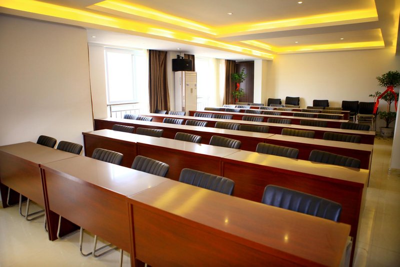 Family Inn meeting room