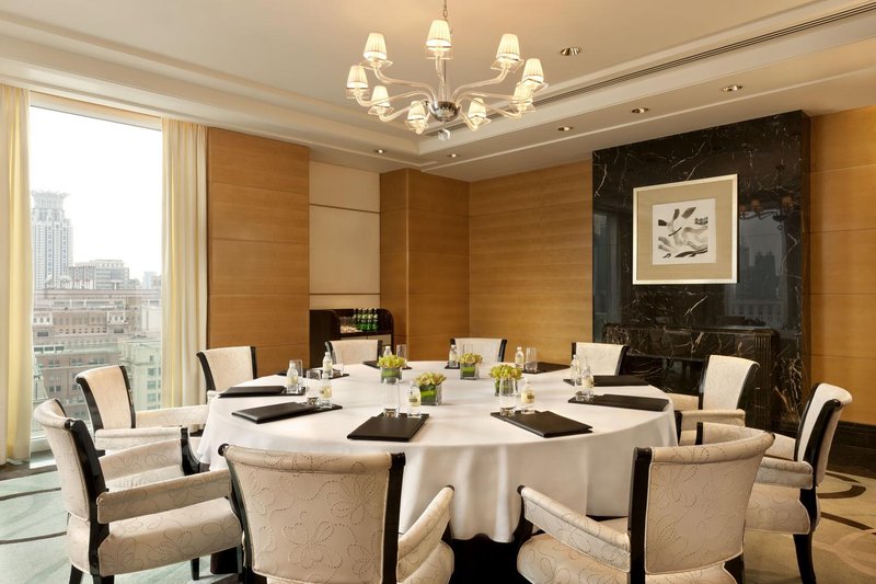 the Peninsula ShanghaiRestaurant