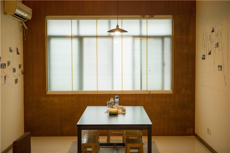 Roof  youth hostelRestaurant