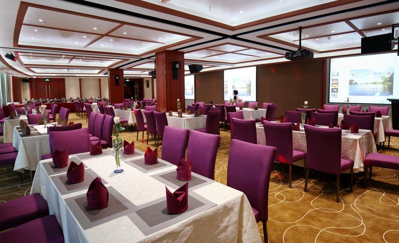 Grand Nest Hotel Restaurant