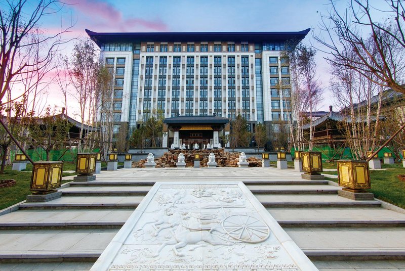 Huazhong Holiday Hot Spring HotelOver view