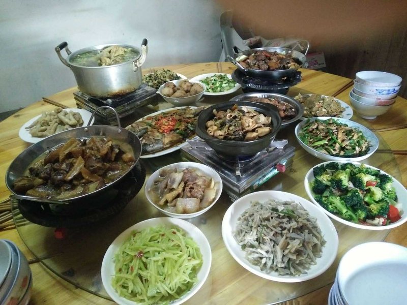 Jingxian yueliangwan  laodong  nongjialeRestaurant