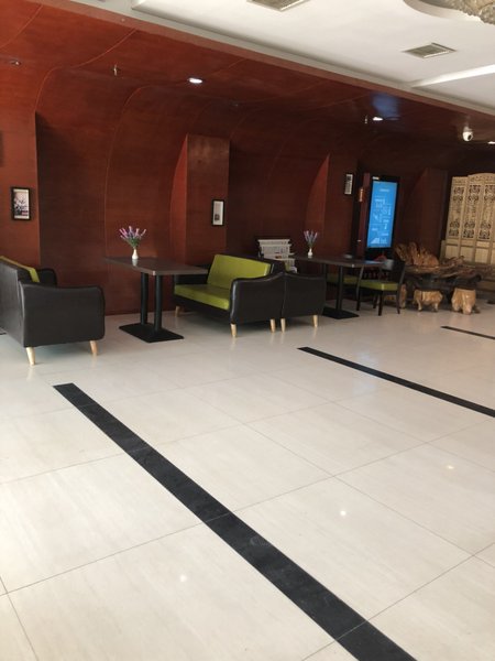 Tianyu Business Hotel Lobby