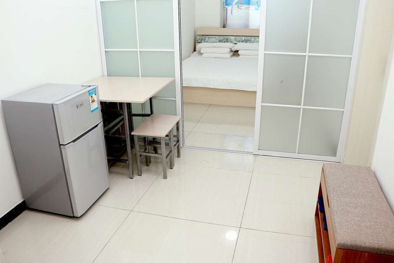 Cheng de bishushanzhuang ruyizhou gongyu Restaurant