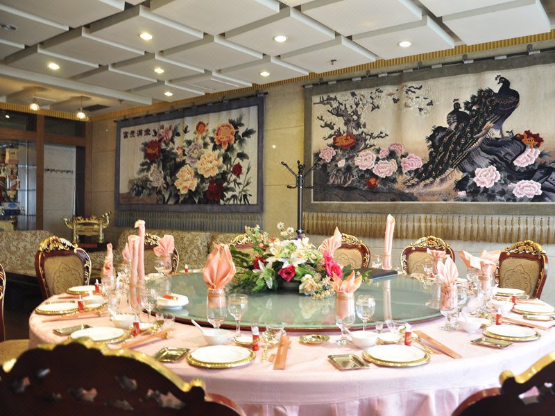 Lvliang International Trade Hotel Restaurant