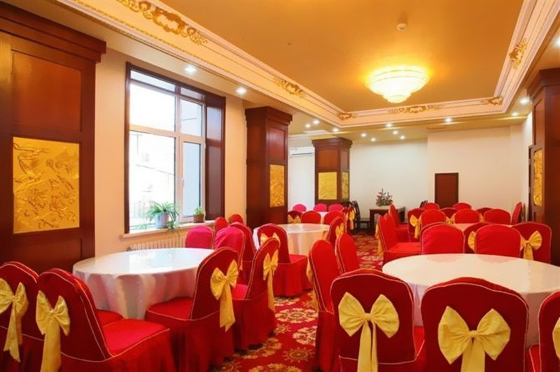 Dalian Yizheng Holidays Hotel Restaurant