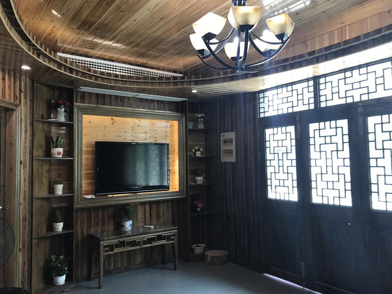 Wu Ting Xiang Wan Homestay Restaurant