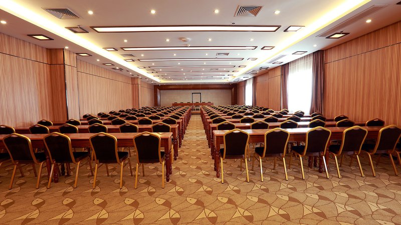 Zhuang Yuan Po Hotel meeting room