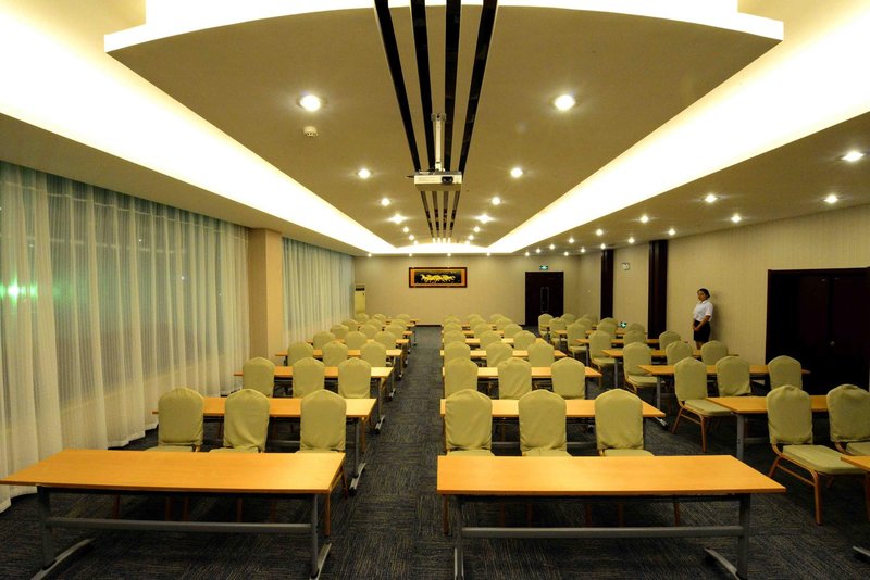  meeting room