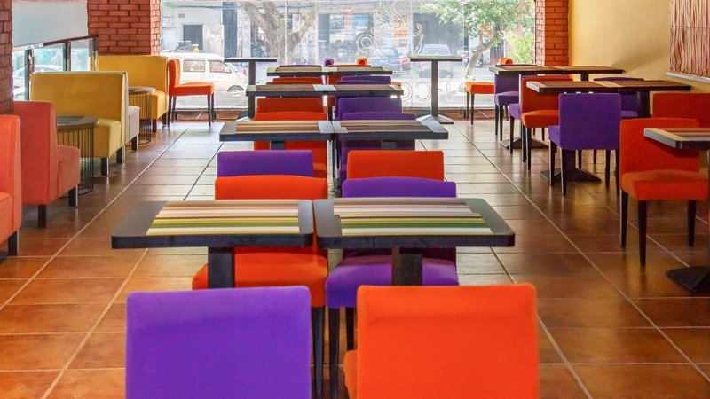 i one hotelRestaurant