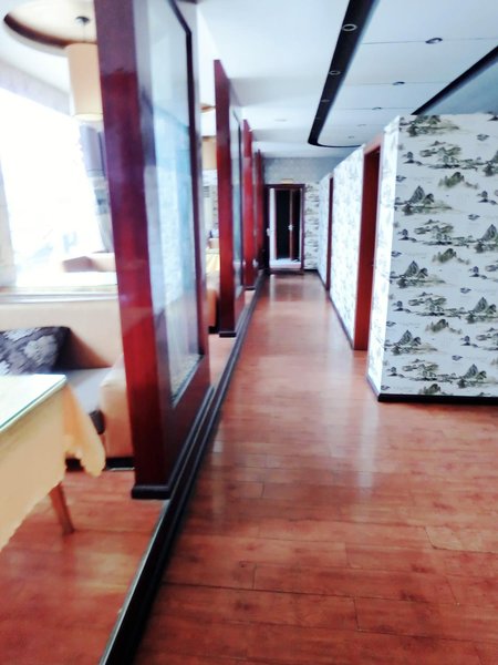 Shiqian HotelRestaurant