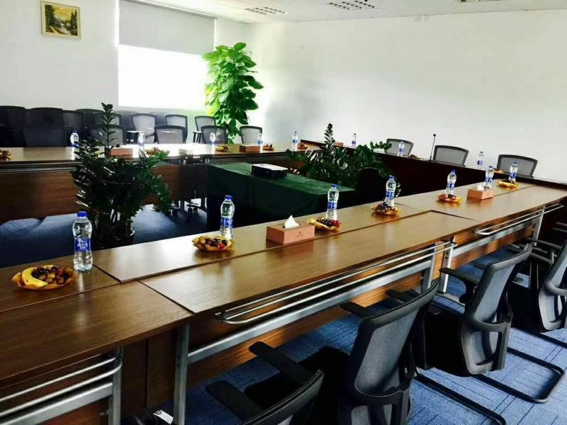 Xianglinhai Business Boutique Hotel meeting room