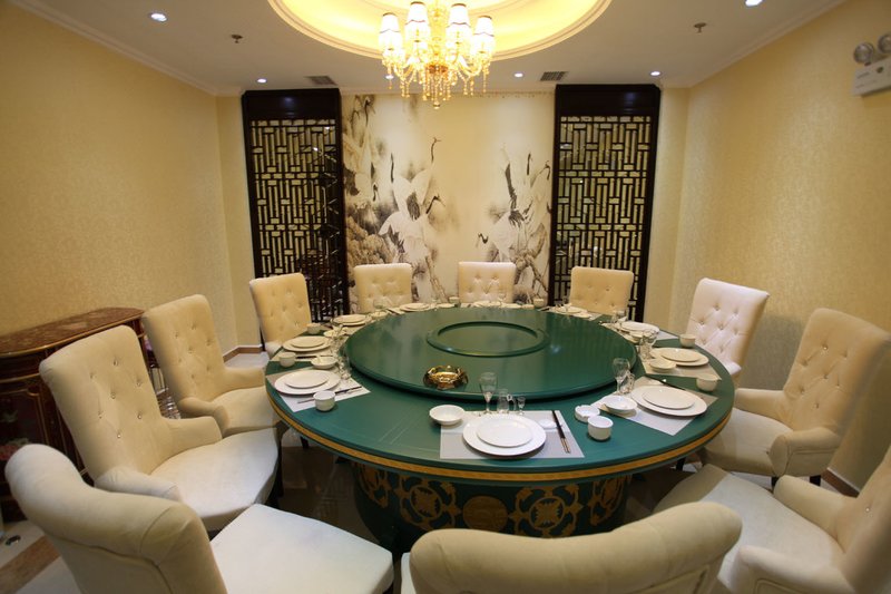 Hexigten Banner Baiquan Business Hotel 餐厅