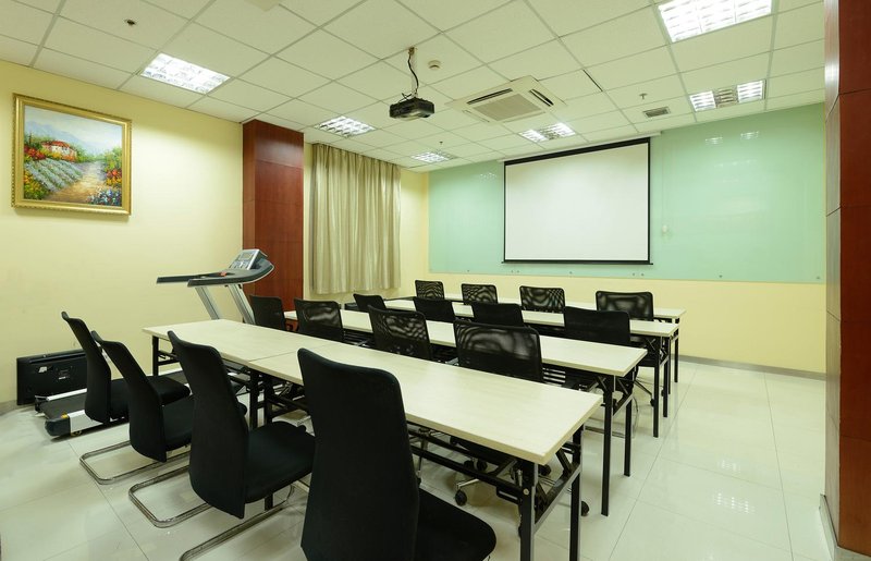 Hanting Express Shanghai Oriental Sports Center Sanlin meeting room