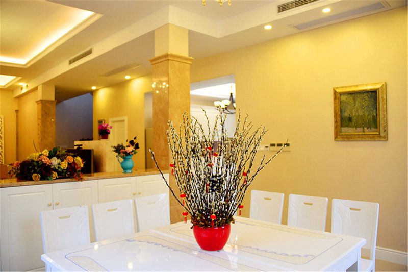 Lanpai Home Party Hotel (Shanghai Yintao Golf)Restaurant