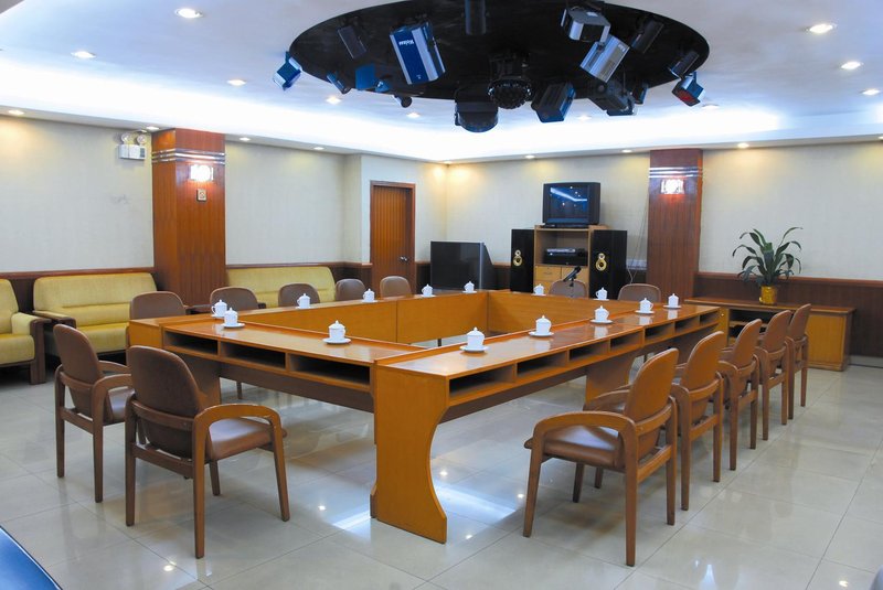 Hongyun Hotel meeting room