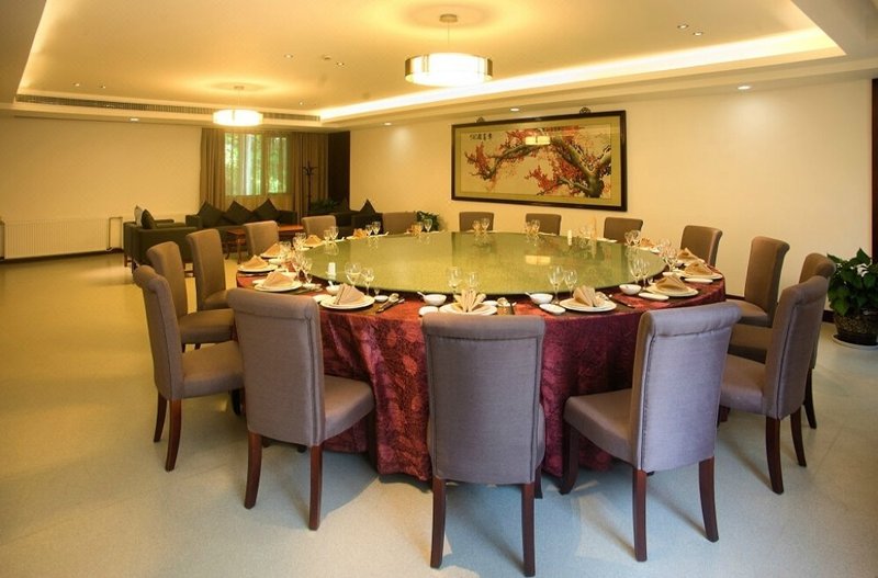 Linquan HotelRestaurant