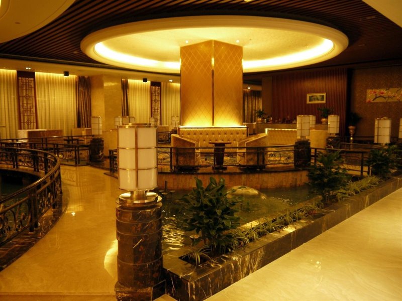 Golden International Holiday Hotel Restaurant