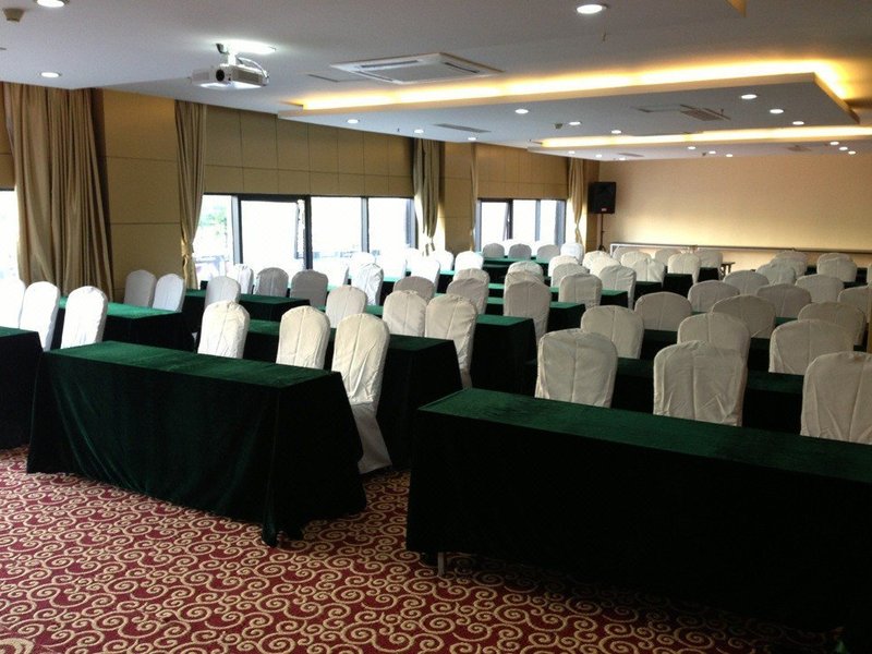 FX Inn (Shanghai North Bund) meeting room