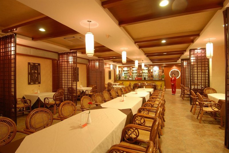 New Century Hotel (Yangshuo Xijie) Restaurant