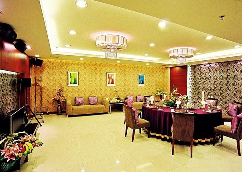 Qianjin Hotel Restaurant