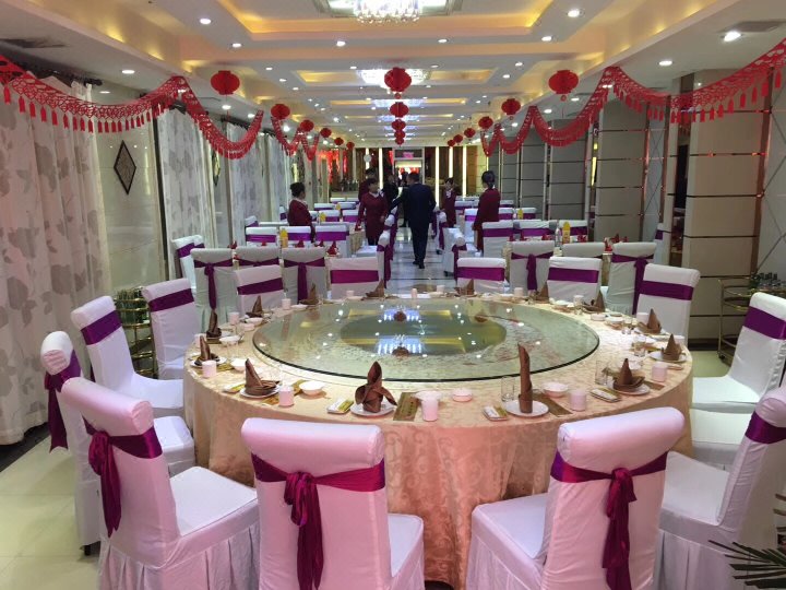 New Oriental Hotel Restaurant