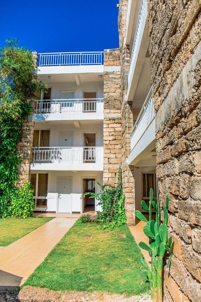 Weizhou Island Jingzhi Holiday HotelOver view