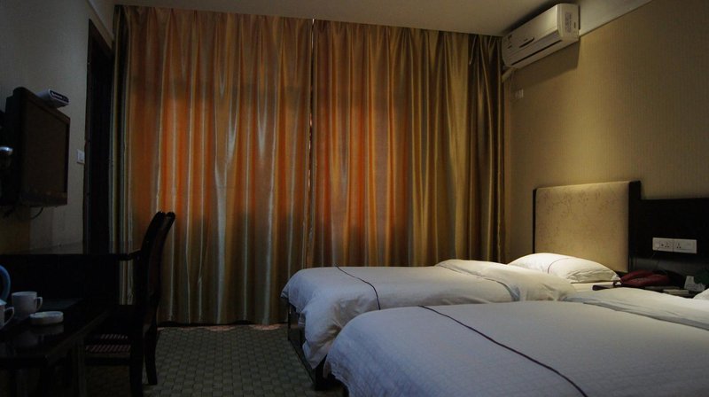 Longwan Holiday HotelGuest Room