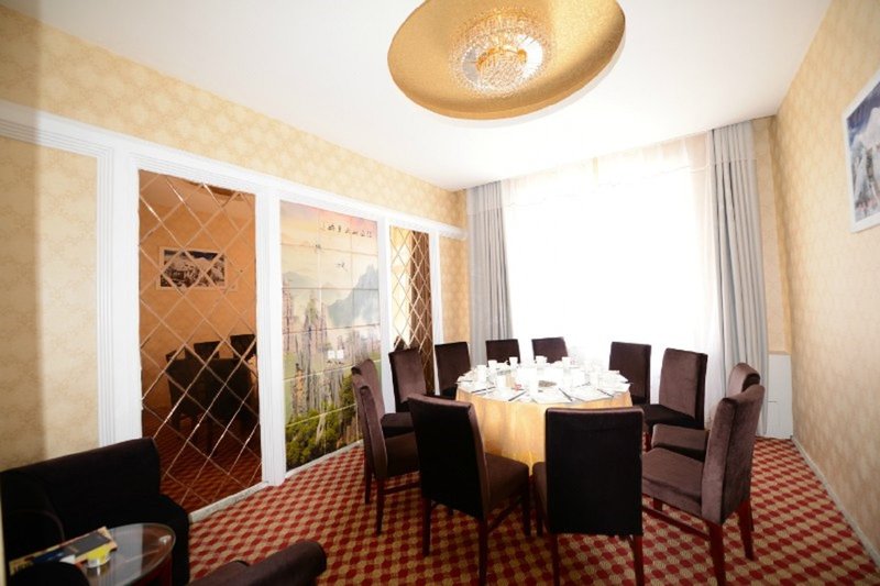 Jincaotan Holiday Hotel Restaurant